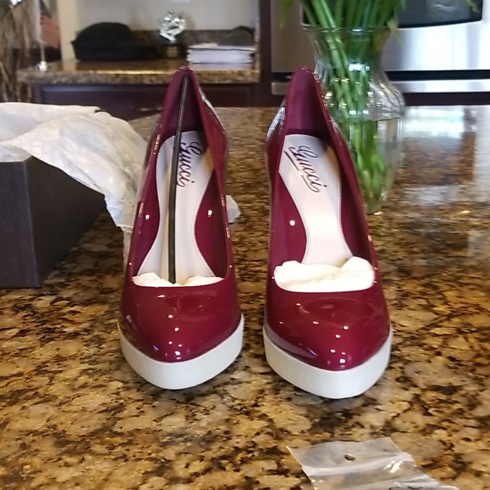 GUCCI STILETTOS